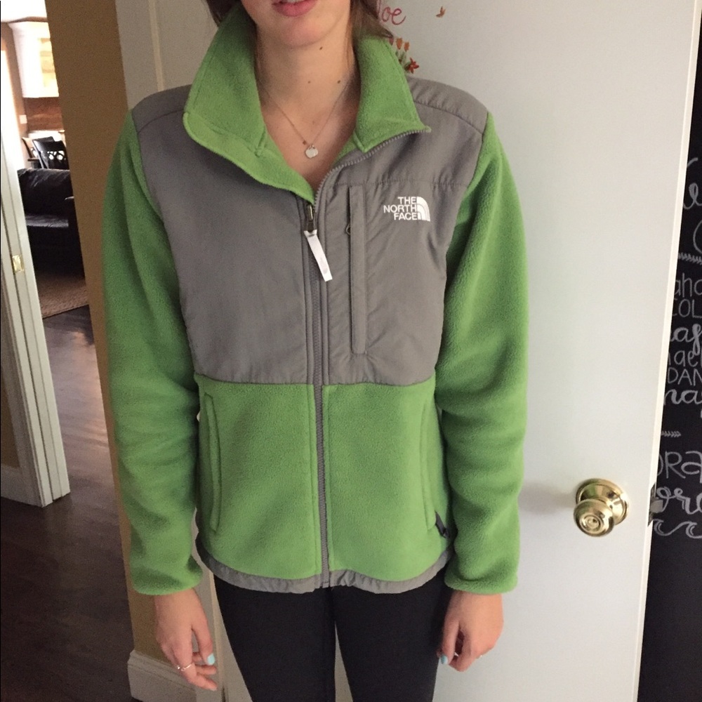 Women’s North Face Jacket
